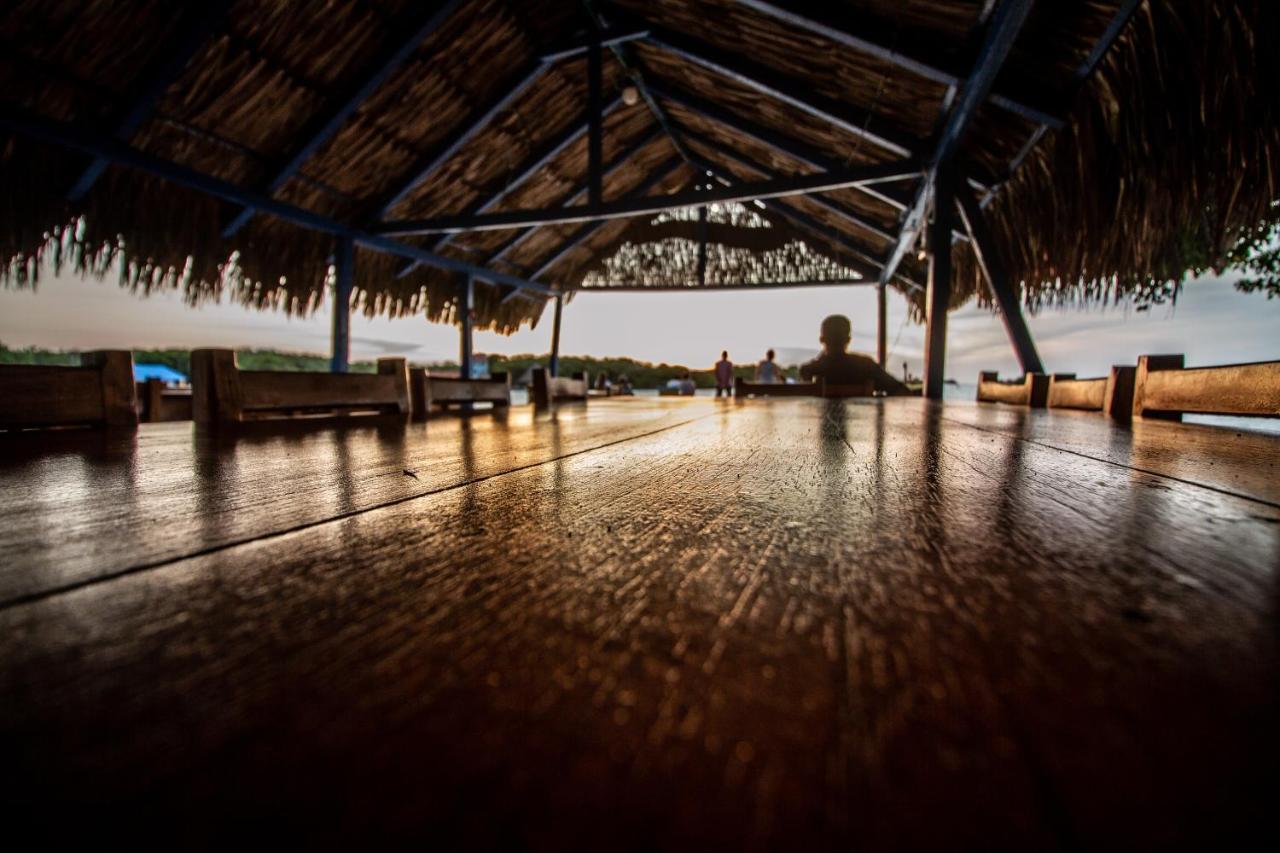 Isla Los Erizos EcoHouse Isla Grande  Exterior foto