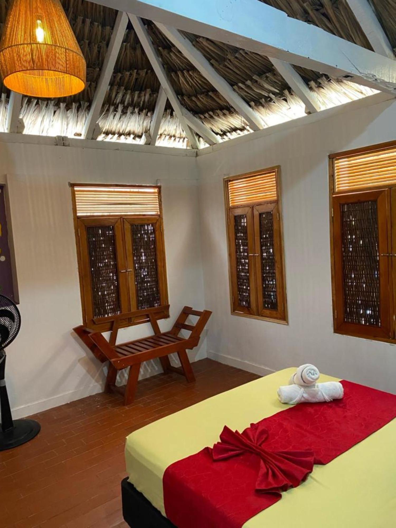 Isla Los Erizos EcoHouse Isla Grande  Exterior foto