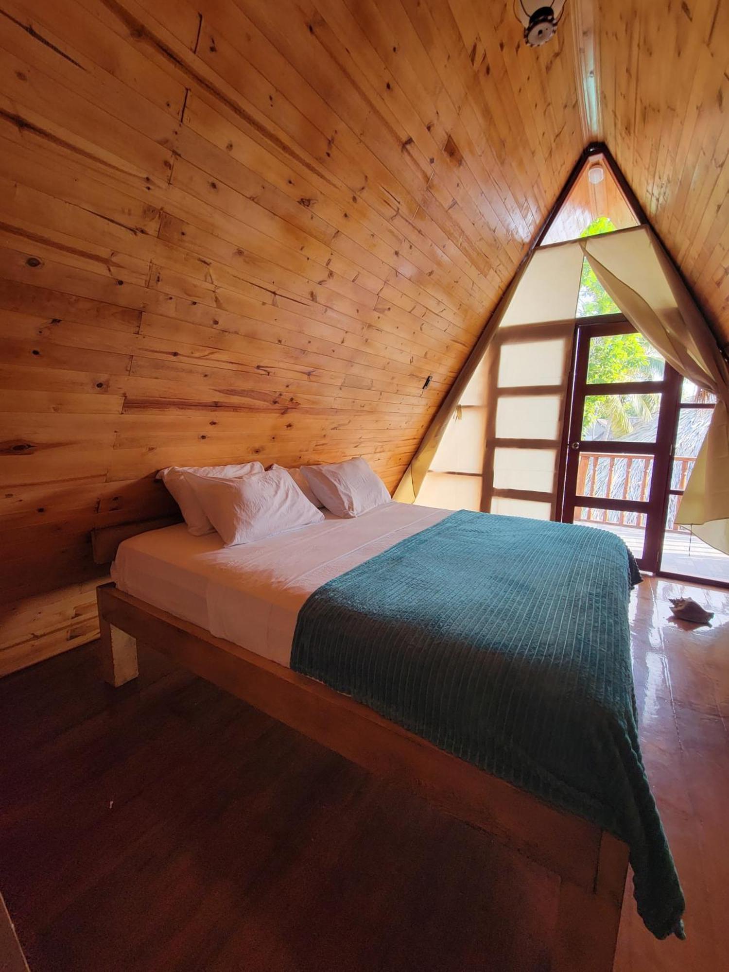 Isla Los Erizos EcoHouse Isla Grande  Exterior foto